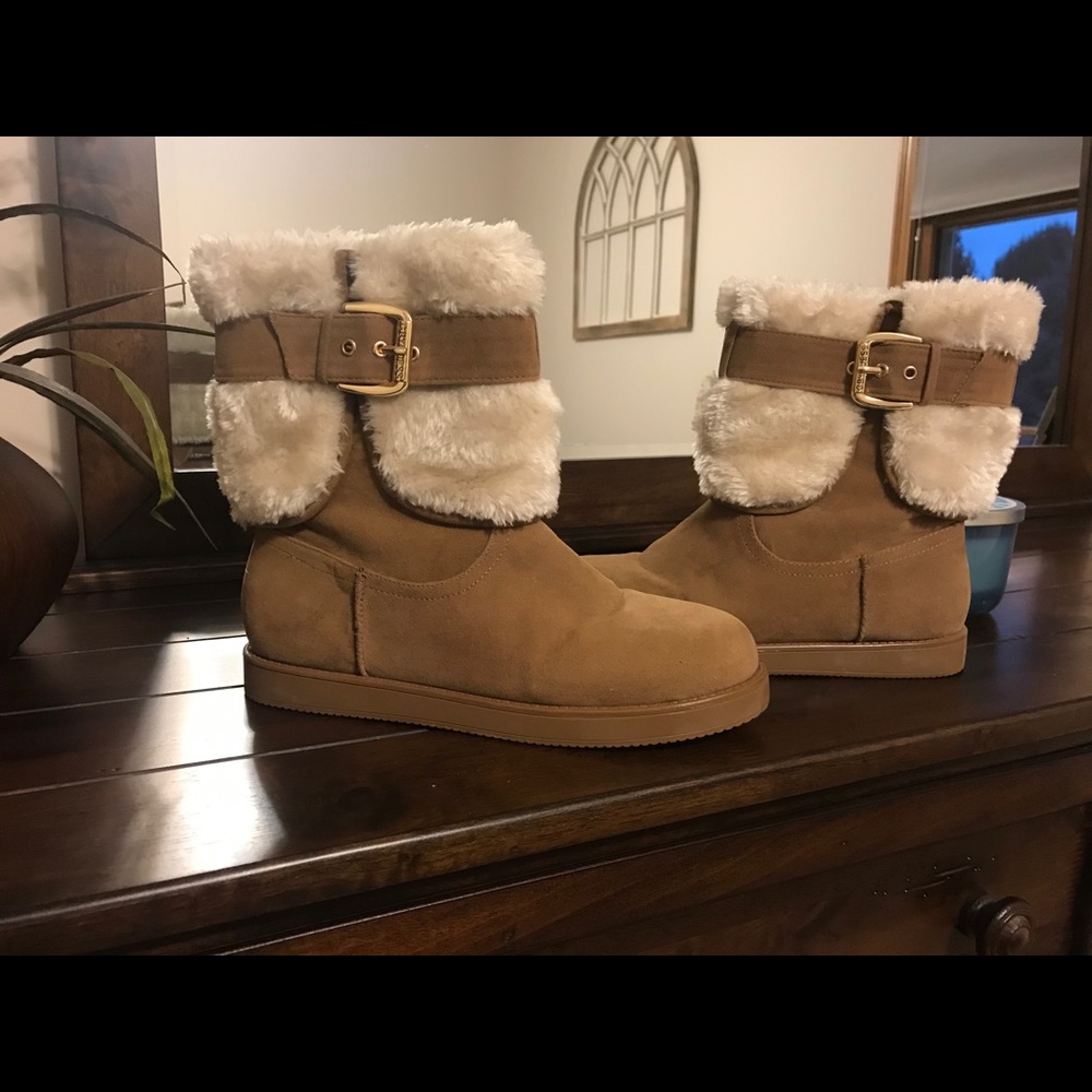 Guess suede and faux fur boots, Size 7.5